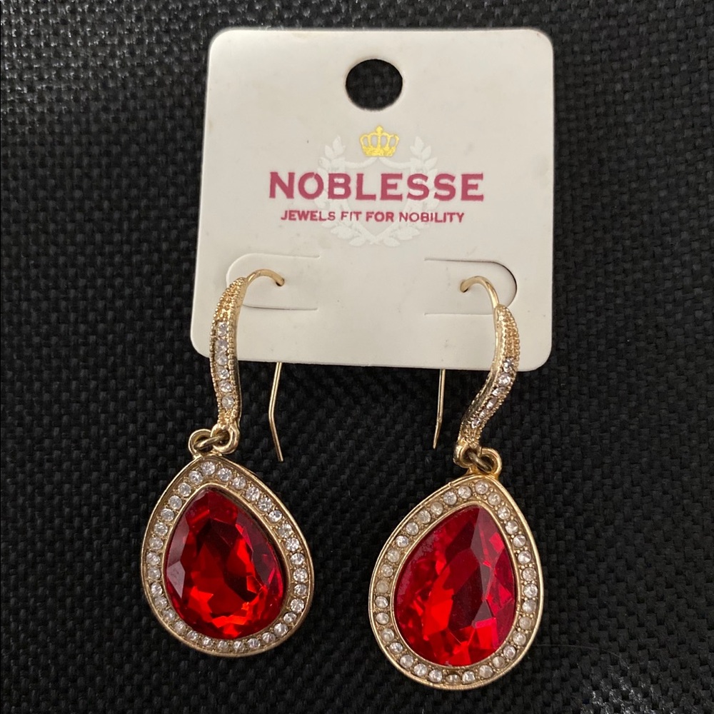 Red and gold raindrop dangle earrings